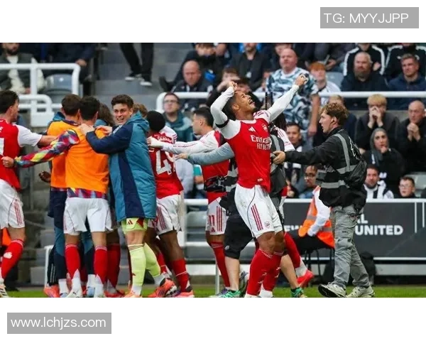 意甲激战阿森纳逆转波尔图乌龙球引发争议判罚全场沸腾